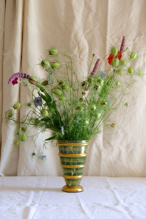 Vase en verre rayures dorées