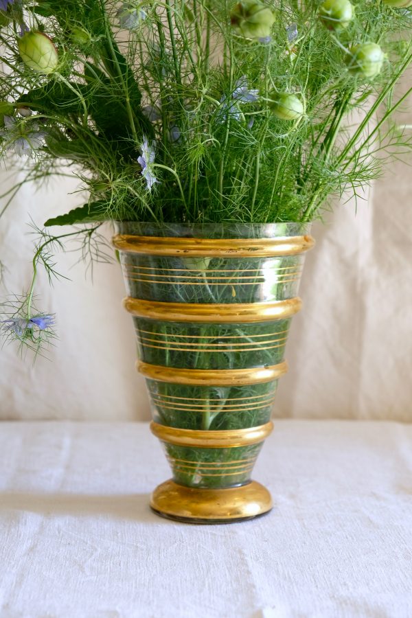 Vase en verre rayures dorées