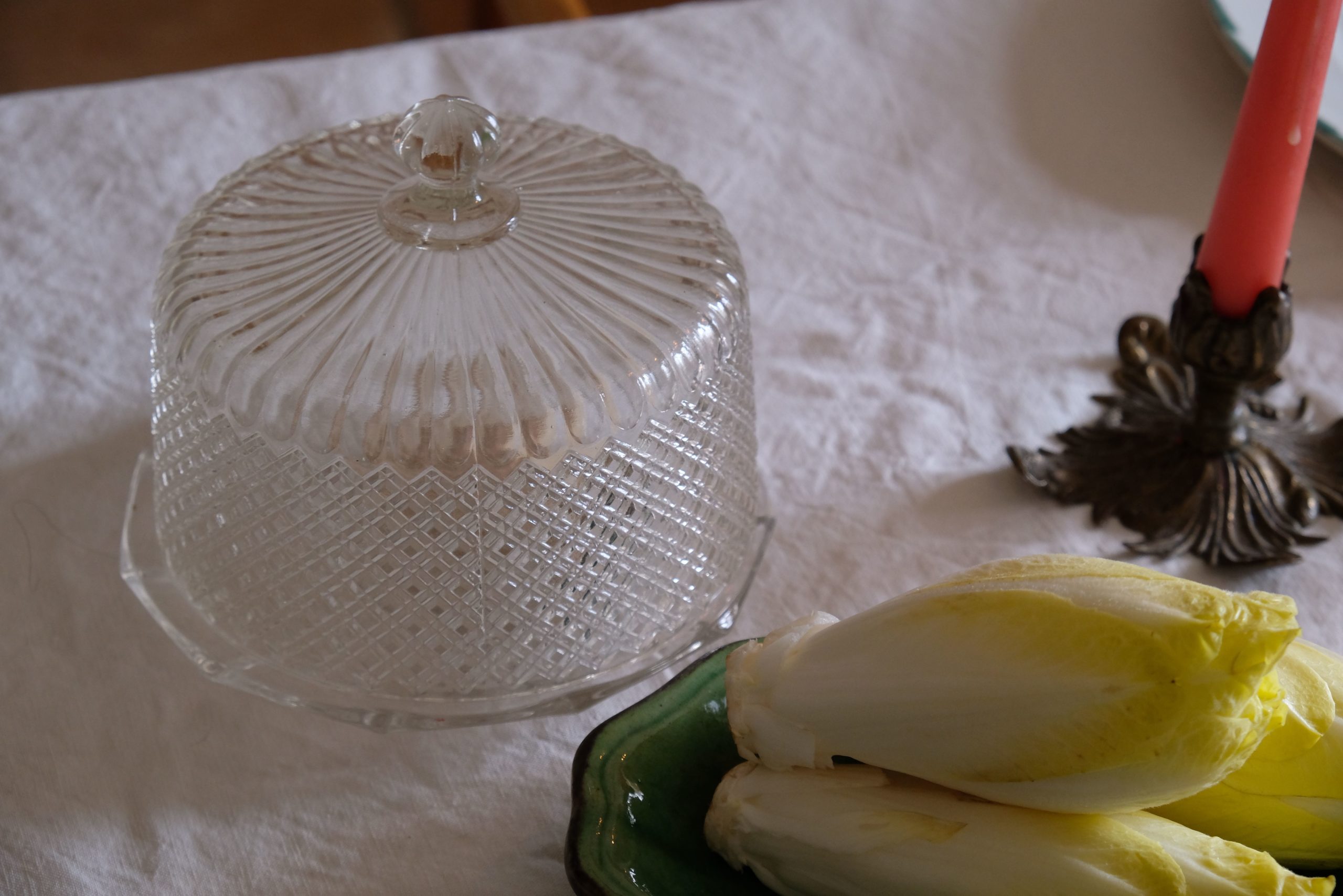 Cloche à fromage en cristal taillé - Regard au Pluriel